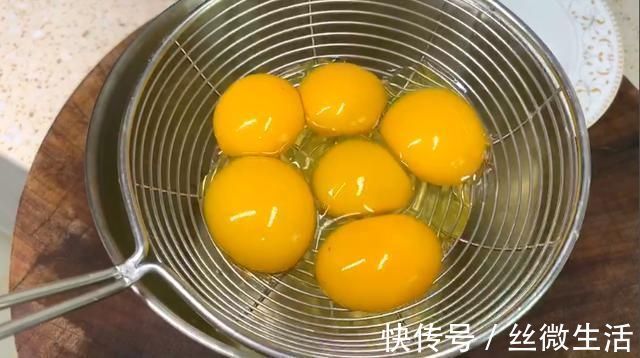 蛋糕液|家里有鸡蛋和面粉，就能做蛋糕，不用烤箱，做法简单，比买的好吃