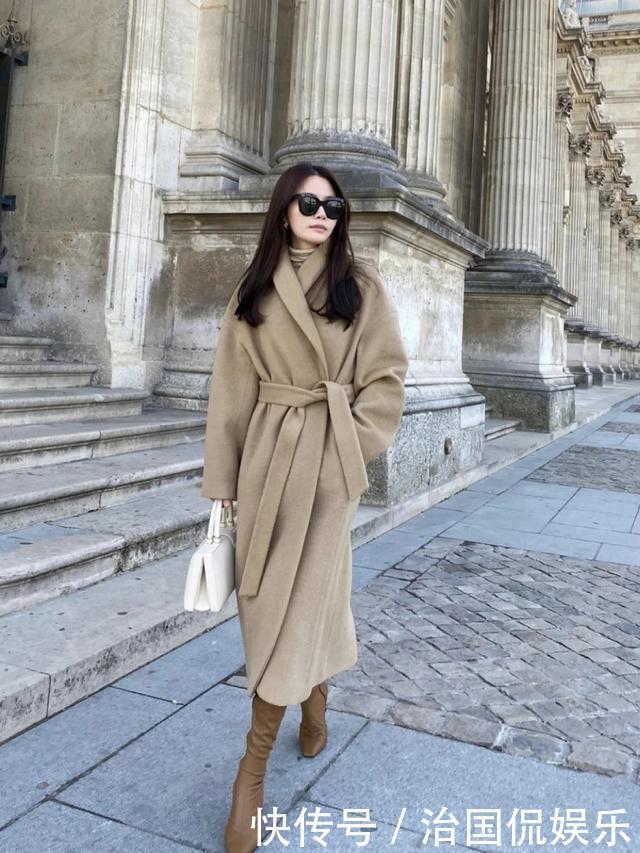 初冬穿大衣别“用力过猛”,你需要简约、高级与优雅,美出新高度
