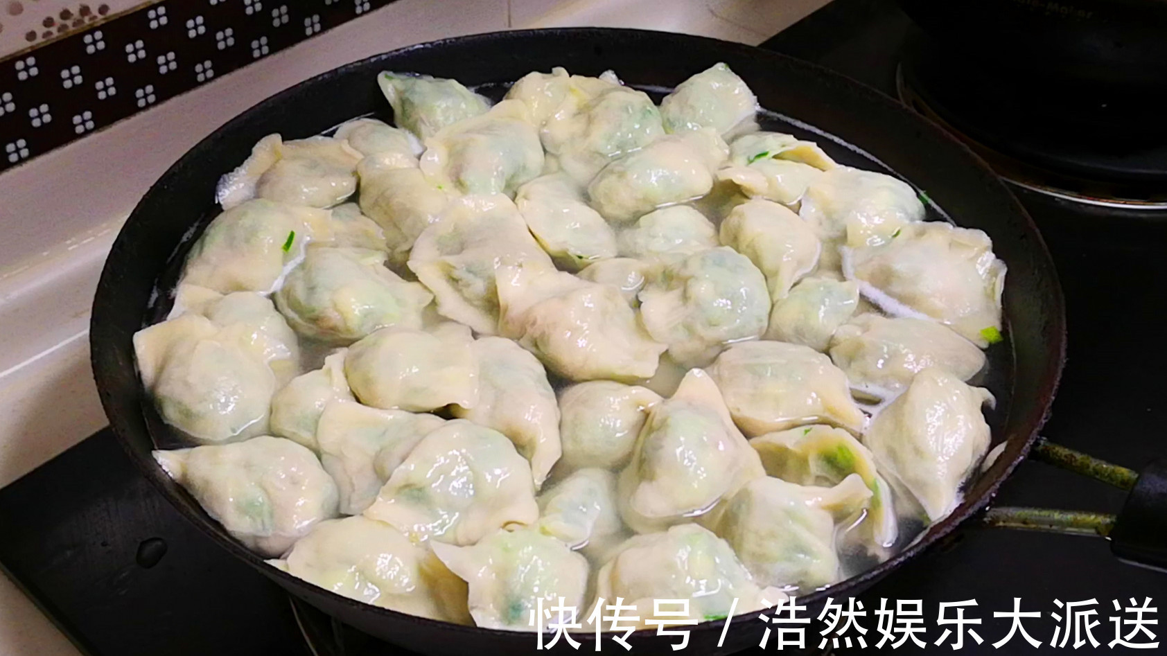 韭菜馅怎么调才好吃大厨教你诀窍,鲜美不出水,和饭馆的一个味