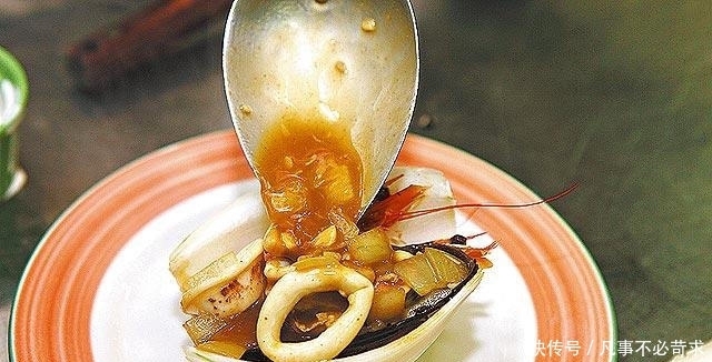 炒鸡蛋|洋葱别再炒鸡蛋了,只要这么做,既美味还能养生抗癌