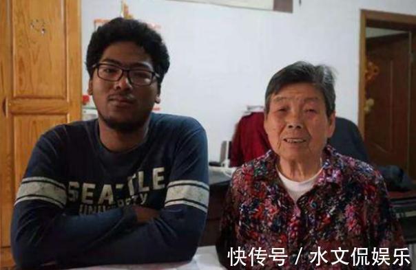 奶奶|年轻妈妈生下“黑人宝宝”，爸爸觉得抱错了，奶奶我知道原因了