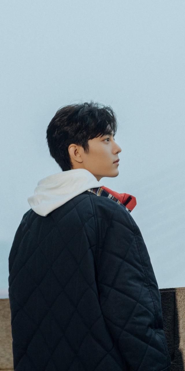 肖战三大“惊喜”亮眼！ “肖战效应”再现江湖，节目频繁宣传