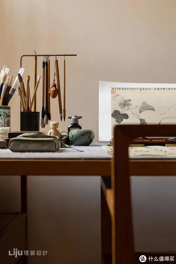 楼房|二手一楼房庭院惨遭荒废,原房东看到改造效果:早知道再加30万也不卖