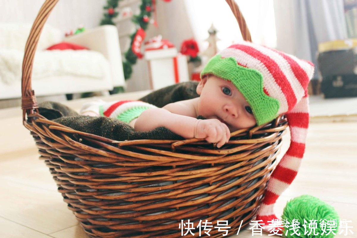 脚丫子|从小“吃手指”和“不吃手指”的孩子,长大后差距明显,家长收藏