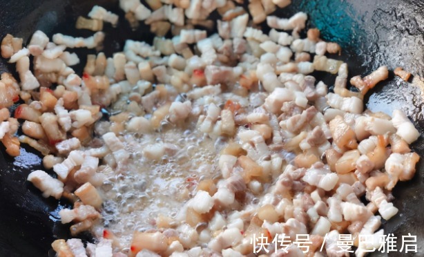 甜面酱|炸酱面的超详细做法,鲜香浓郁的炸酱“养成记”,滋溜一口真过瘾