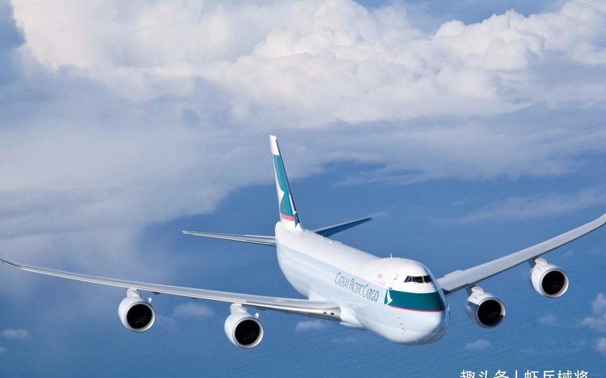 飞机机翼明明很薄,挂那么重的发动机却不会断,究竟是为什么?