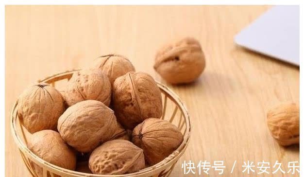 花生|六大坚果食用禁忌，花生、瓜子也在内，许多人都不清楚