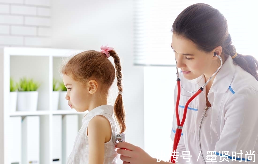 家里面|若孩子出现三种表现,说明身高即将“定格”,宝妈要抓住最后时机