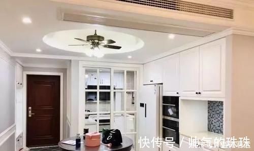 瓷砖|老公坚持在过道打柜子,完工后我懵了,电视墙十分抢眼,谁见过!