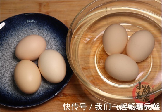 米醋|原来水煮鸡蛋有绝招,只需多加一步,鸡蛋又香又嫩,壳一碰就掉