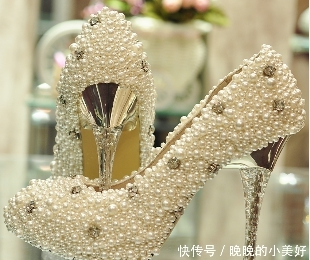 气质 女人的高跟鞋,就是男人的脸,凸显女性完美的气质