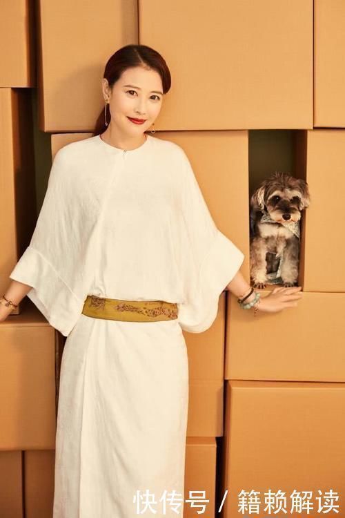 气质|四五十岁女人，不想被叫“中年妇女”，这4个地方一定要舍得花钱