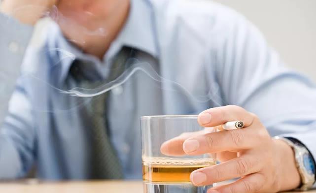 听力|3个信号发出预警,血脂已超过“警戒线”!做好4事,血脂稳稳的