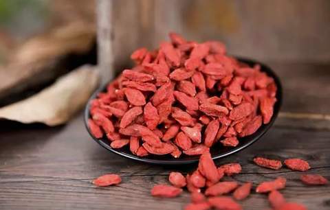 黄曲霉毒素|身体出现“小红点”,八成是肝喊疼了,忠告要忌口