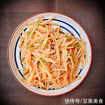 菜谱|「减肥菜谱」酸辣土豆丝