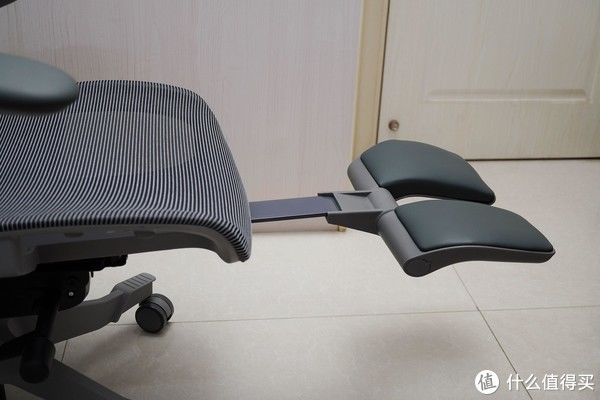 坐垫|品质生活 篇六十六：从网易严选人体工学椅3.0 VS 2.0，看人体工学椅怎么选？