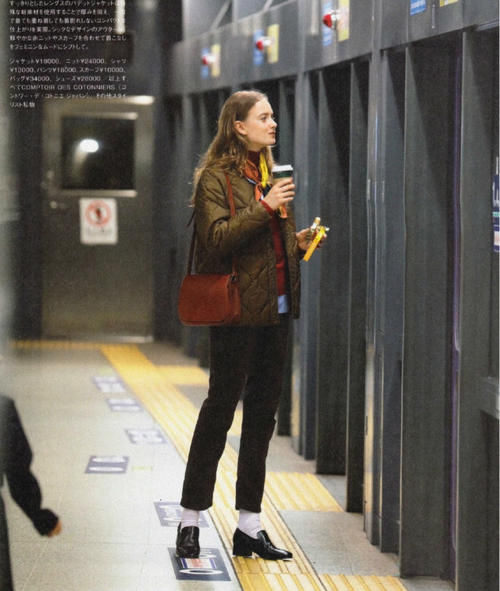 过年后靴子就收起来吧！今年流行的“布洛克鞋”，显高不说还时髦