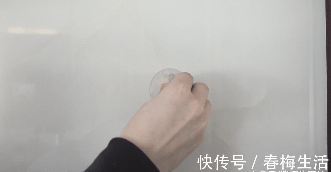 吸盘挂钩老是掉 教你一个简单绝招, 挂几十斤都很牢固, 太实用了