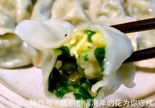 调韭菜鸡蛋馅,放调料有讲究,牢记“3放2不放”,韭菜鲜香味足