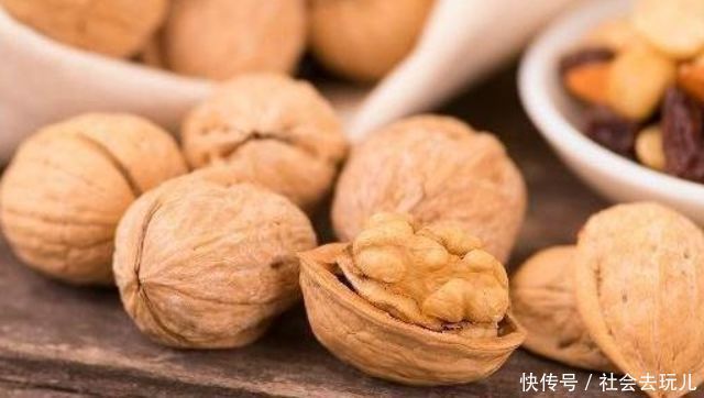 冬天来了,多吃3种食物,促进排便,防止便秘,