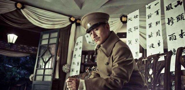 男子死后留包破纸,多年后却知是值10亿文物,儿子当即无偿上交