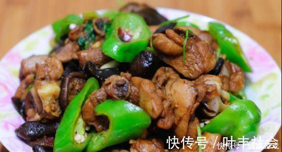 回味无穷的下饭菜,绝对的美味,简单又家常,家人百吃不厌!