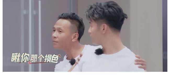 t臺(tái)|清一色好評(píng)，這部綜藝黑馬，憑什么能讓觀眾笑的“前仰后翻”？