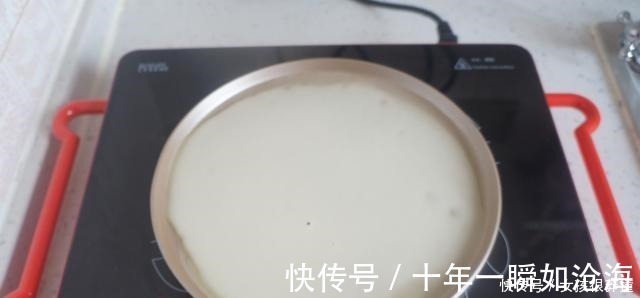 植脂奶油|别买蛋糕了，平底锅就能做，半碗面粉一盒牛奶，轻松做出美味甜点！