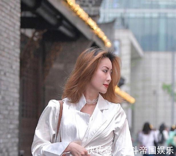 衣服 真丝衬衫优雅透气,不知道怎么搭配看看明星怎么穿!