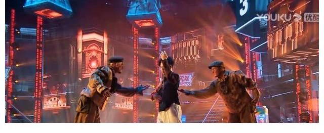 工廠|張藝興戰(zhàn)隊落敗不意外，“巧克力工廠”創(chuàng)意被扒來自《達人秀》