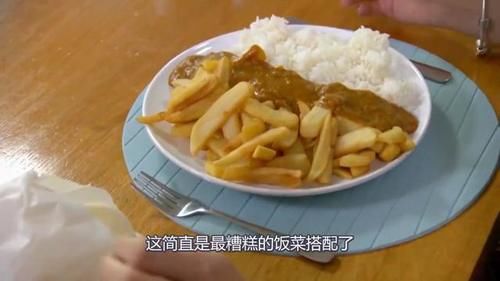睡着|84斤瘦子和308斤胖子交换饮食，一顿抵三顿，睡着还要被迫吃宵夜