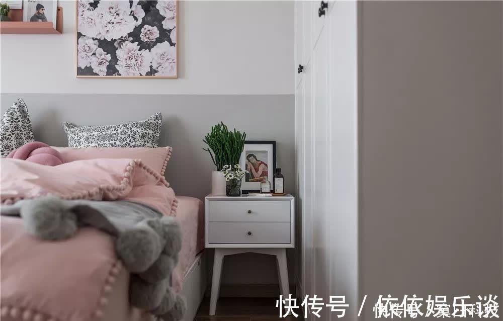 墨绿色|北欧风清新寡淡？墨绿＋黄铜元素，让70㎡小两居精致轻奢，超美！