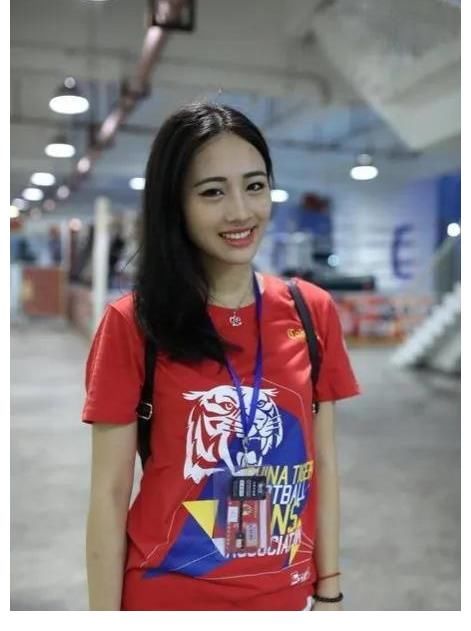 中华小姐总冠军、凤凰卫视主持人郭洋子写真集