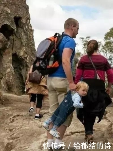 妈妈们|不要让男人单独带娃，因为画面太美了