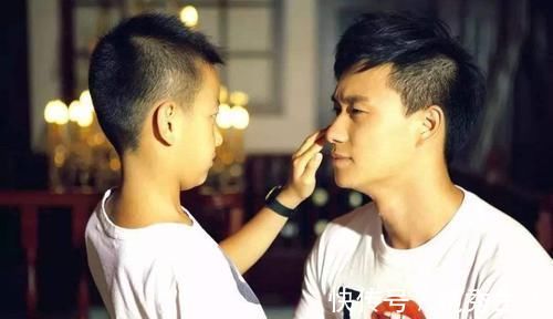 宝宝|养娃十年,孩子却和奶奶更亲?宝宝的“排序准则”好多家长弄错了