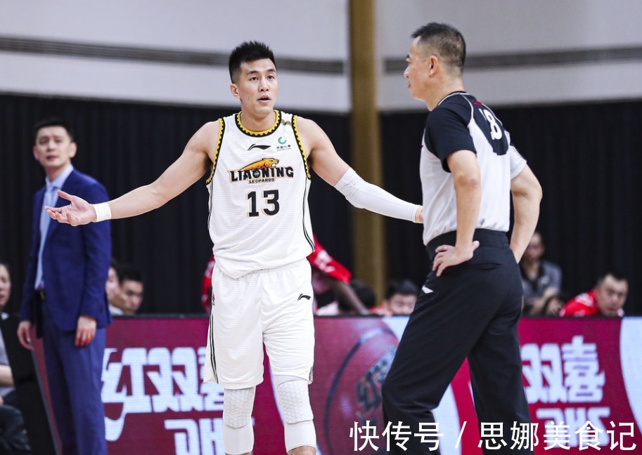 裁判|CBA判罚结果再次点醒姚明，3位裁判错判了，郭艾伦老叔也怼了回去