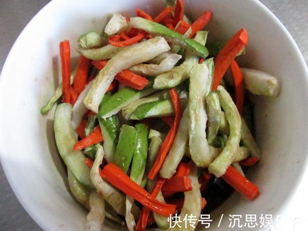 奶奶|腌萝卜怎样做才好吃奶奶用了20年的秘方做法,不用花钱买了