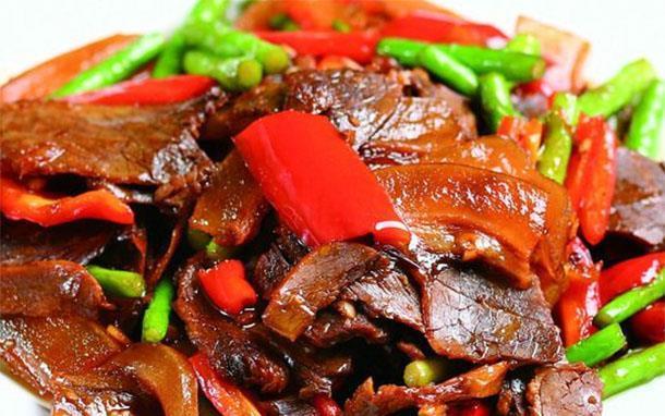 美白|整个三伏孩子大太阳去泡水晒伤一层皮，多吃维C菜，美白瘦身养颜