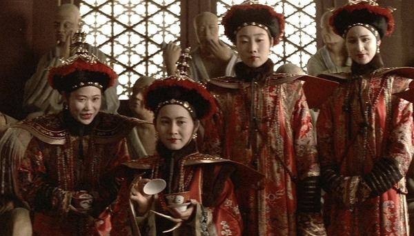 新婚夜|清朝用手帕验证新娘纯洁，溥仪新婚夜无计可施，小太监割血救驾