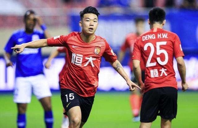 喜讯|凌晨0点!中国足球传喜讯:李霄鹏做出英明决定,球迷齐声点赞