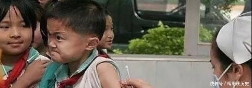 |3岁女童医院上演“搞笑”剧情，爸爸哭笑不得，网友：是个狠人