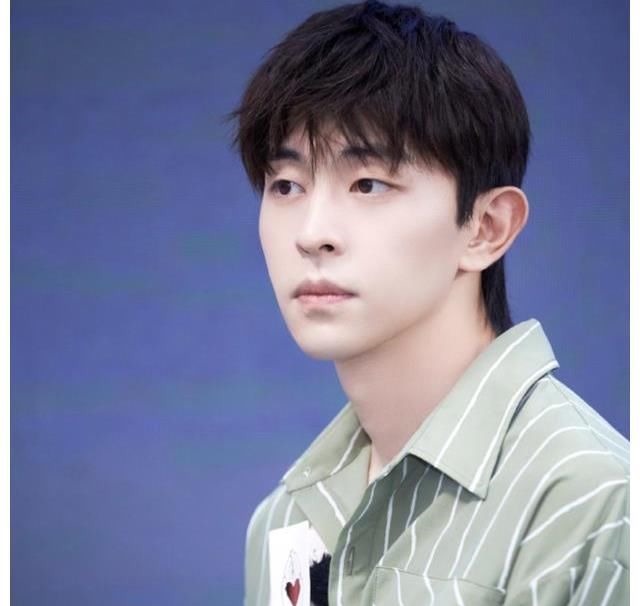 超有趣~小狮子的脑袋,变成了方形,要怎么变回去呢