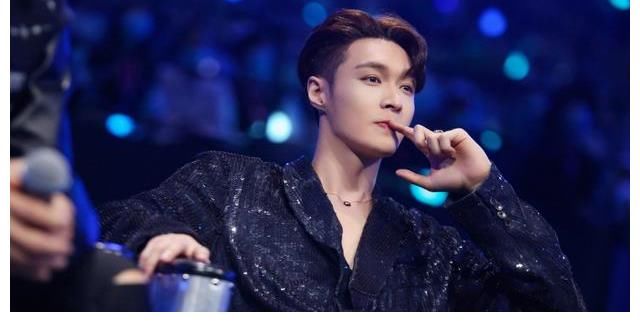 隊名|《街舞4》開錄，張藝興連夜抵達戰場，新任隊長劉憲華在線求隊名