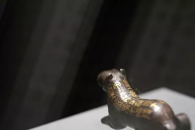 乘法表|里耶秦简走进国博:展示最早乘法表和秦人“工作日志”