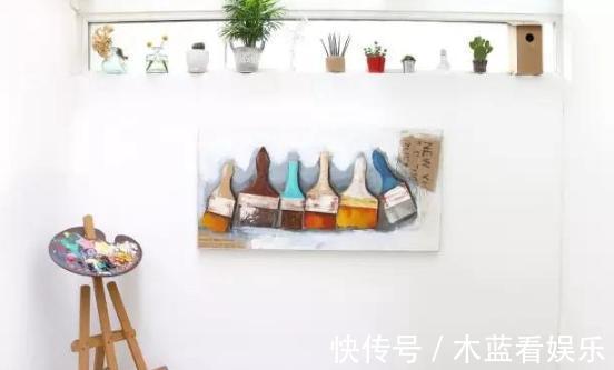 墙面|20㎡超小迷你房，日常生活功能区齐全，大胆又精致的设计