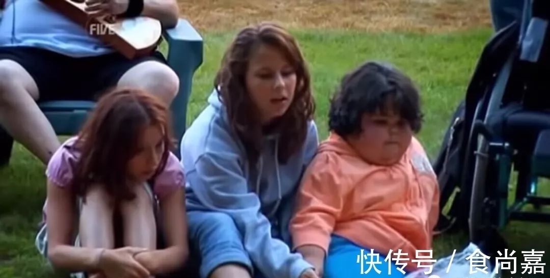 缅因州|被称为“美人鱼女孩”:一生活在闪光灯下,从未停下摇摆“尾巴”