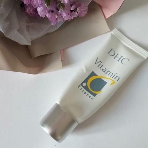 盘点公认好用的5款“控油祛痘”护肤品，让肌肤清爽不泛油光