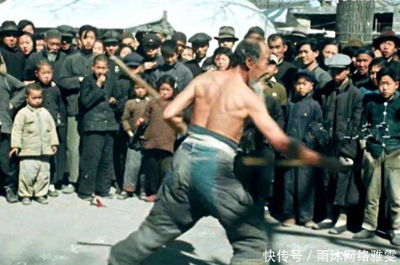 傻子|绝招“甩头一子”,能唱全本《探清水河》,晚清江湖奇人孟傻子