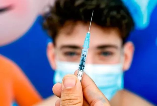 新冠|打完“新冠疫苗”后，为什么有的人胳膊疼，有的人却没感觉？