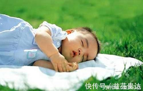安全感|宝宝几个月能睡整夜觉?大脑发育越完善睡得越好,需做好睡眠引导